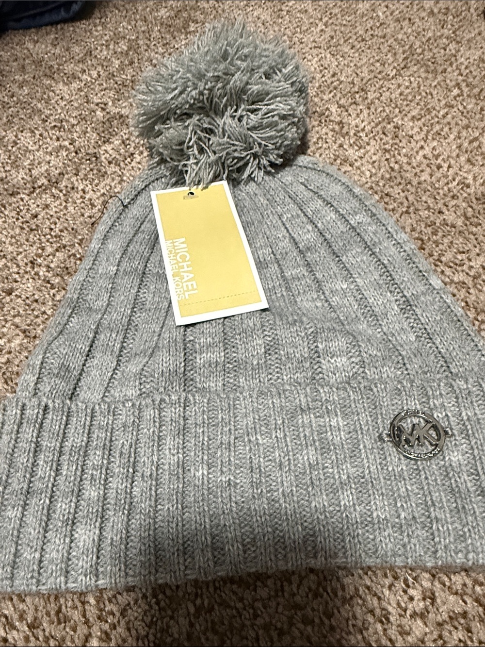 NWT Michael Kors Light Gray Ribbed Pom Beanie